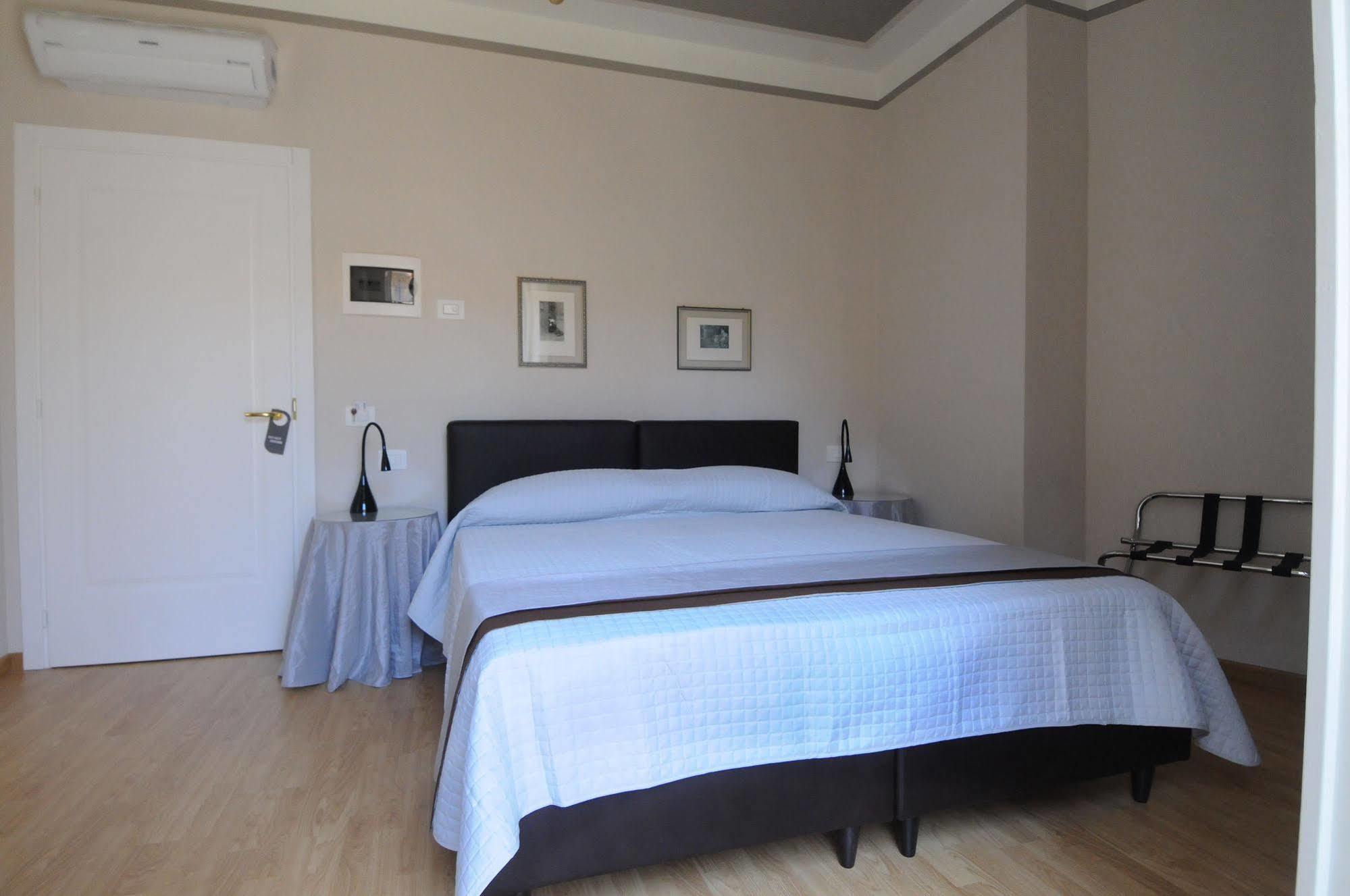 B&B Cangrande Di Danese-Viviani Verona Exterior foto