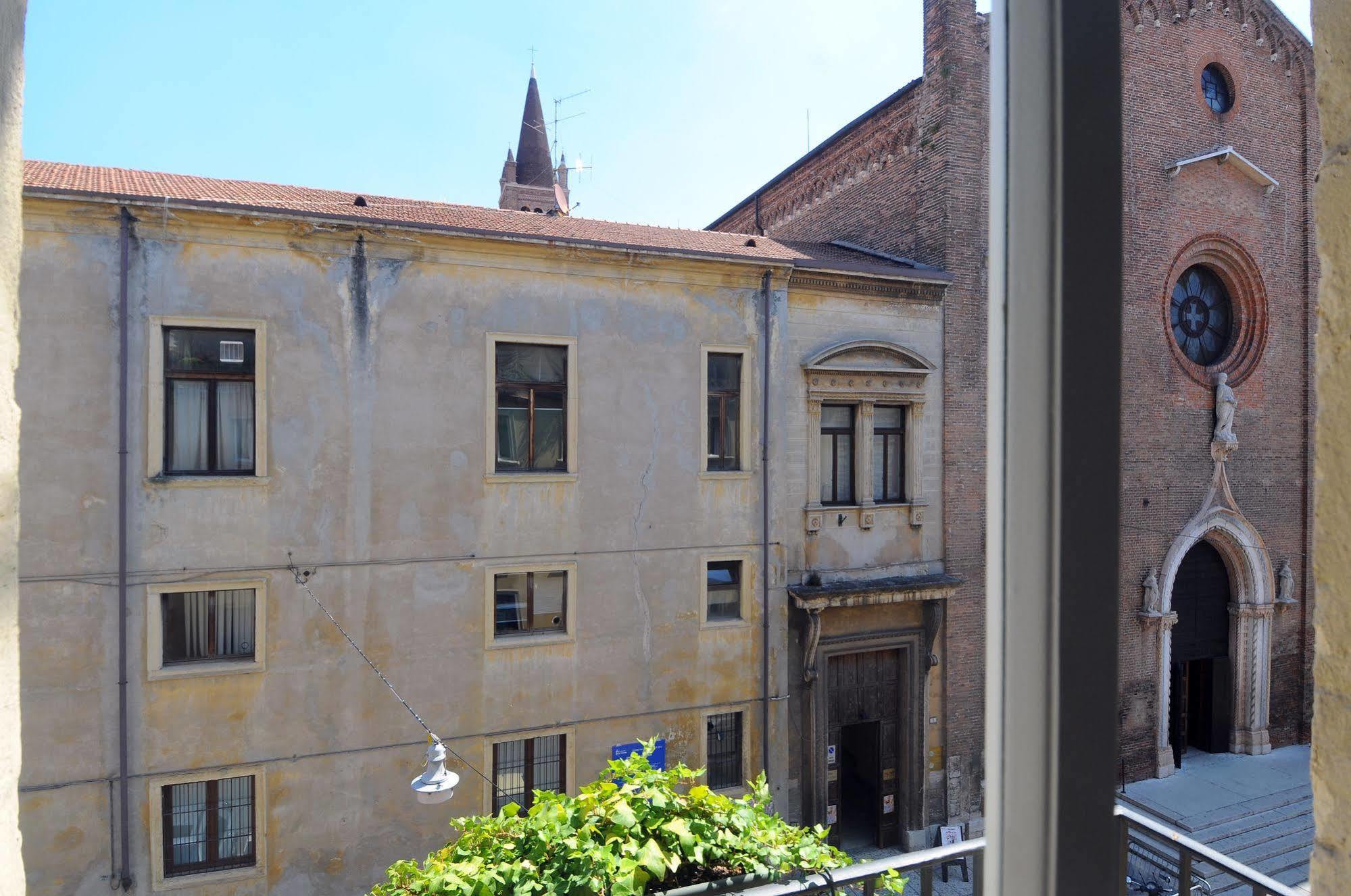 B&B Cangrande Di Danese-Viviani Verona Exterior foto